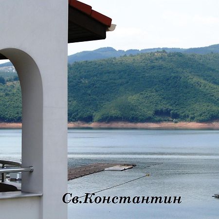 Family Hotel Saint Konstantin กลาวาตาร์ตซิ ภายนอก รูปภาพ